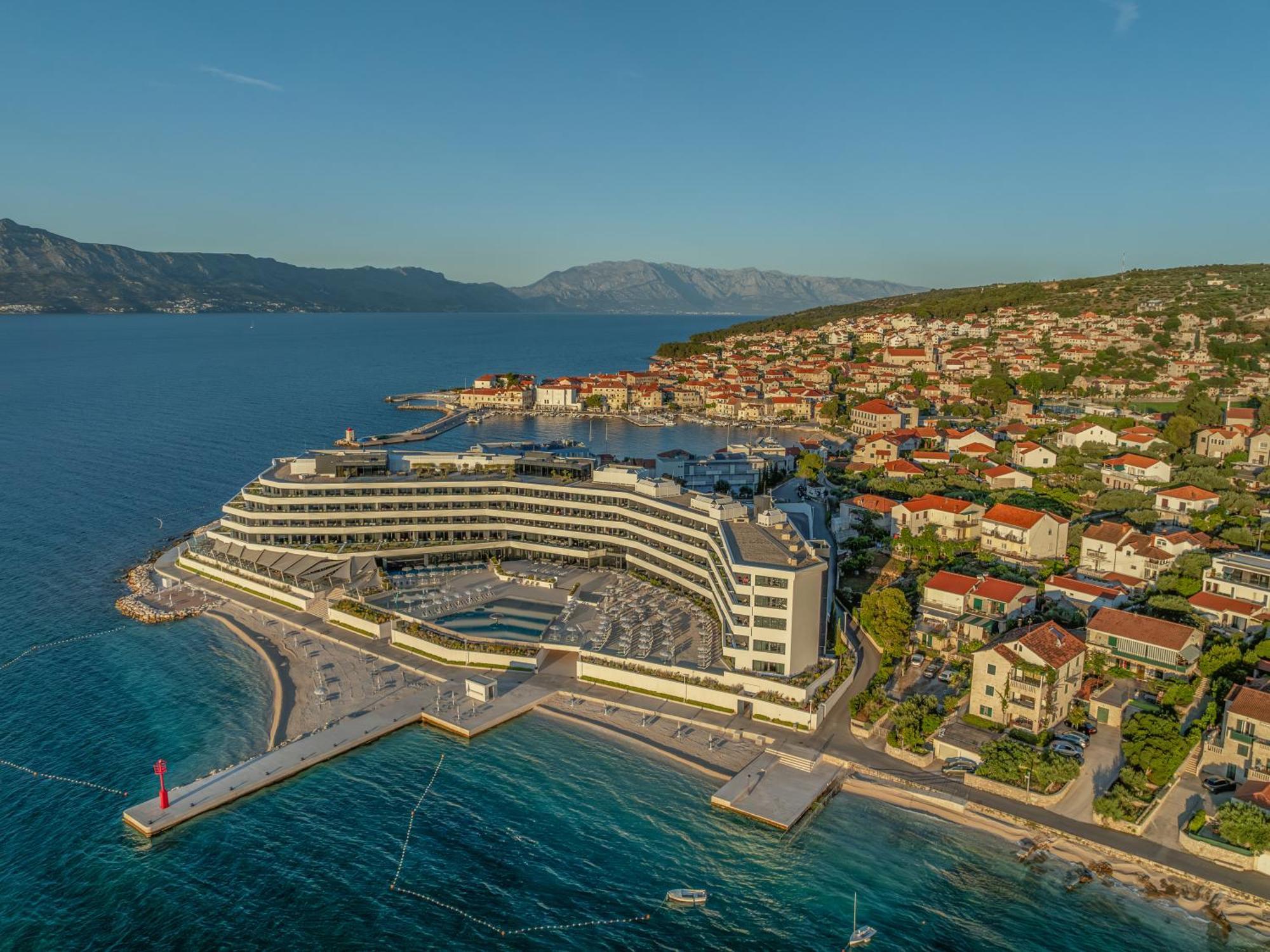 Grand Hotel View Postira Exteriör bild